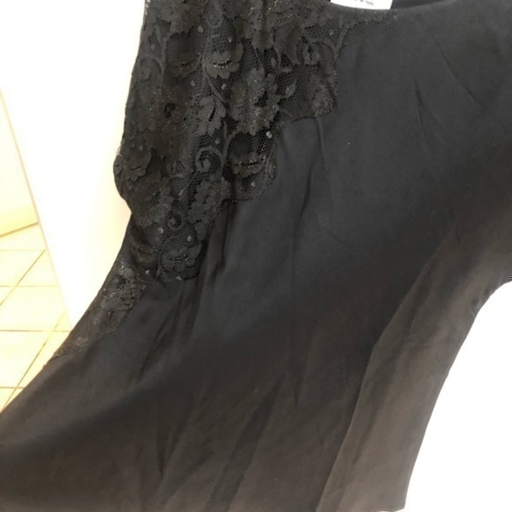 Lace Top Size Large - Picture 5 of 8